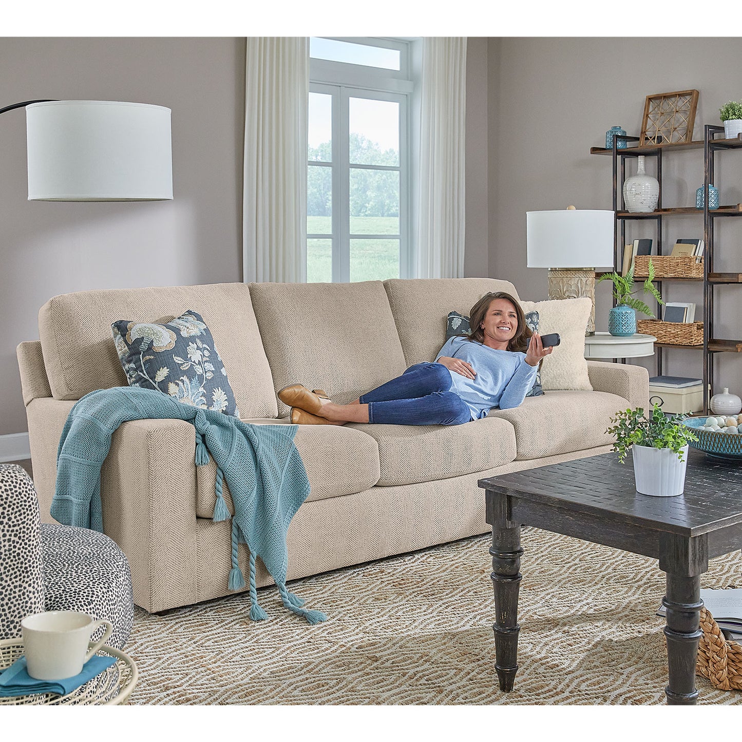 Dovely Sofa - Natural - BHF